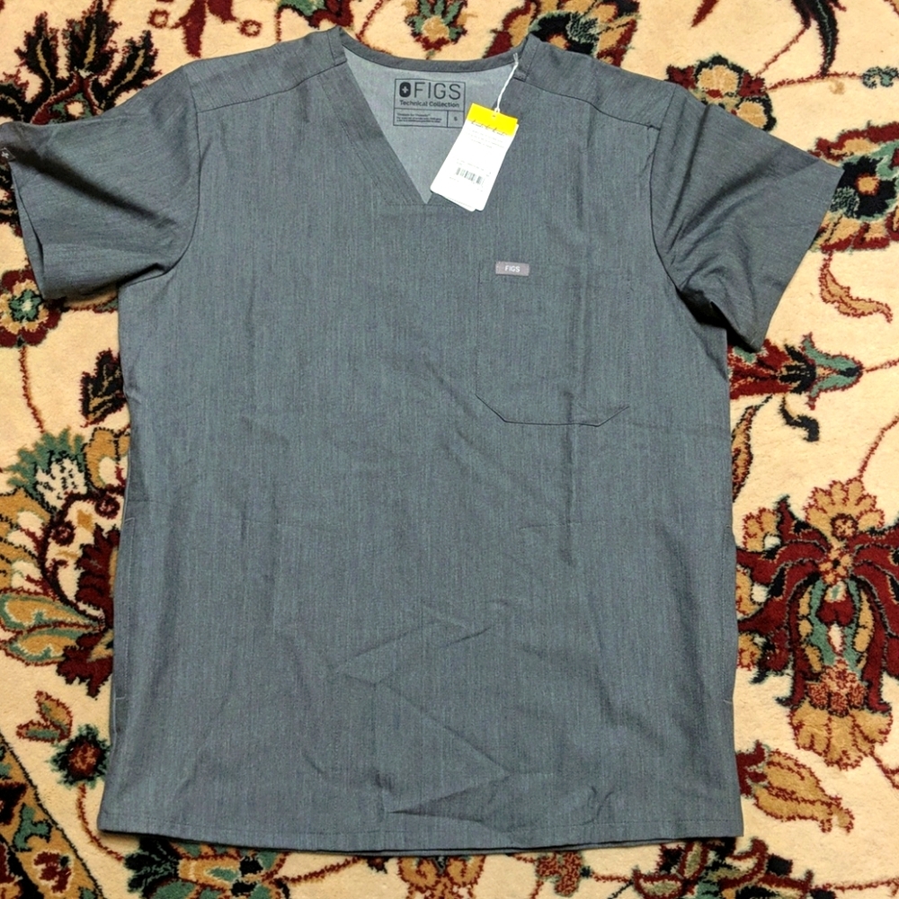 FIGS scrub top